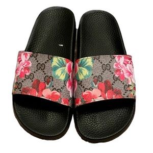 Preloved Gucci Floral Slides